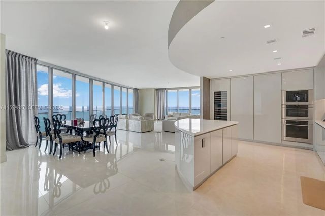 2 of 17 - 18975 Collins Avenue #2000, Sunny Isles Beach, FL