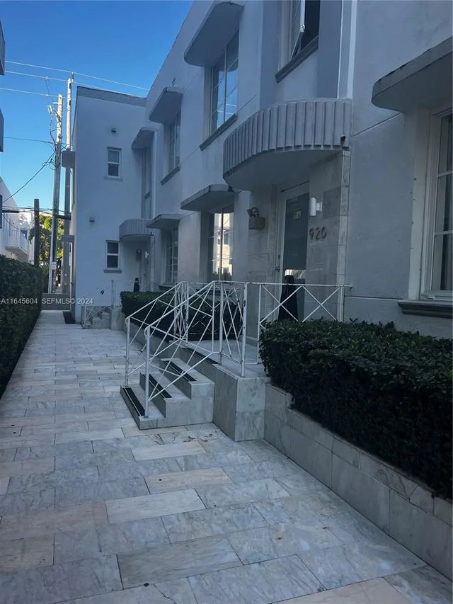 2 of 12 - 920 Jefferson Avenue #3, Miami Beach, FL