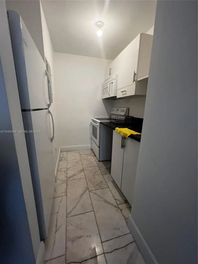 5 of 12 - 920 Jefferson Avenue #3, Miami Beach, FL