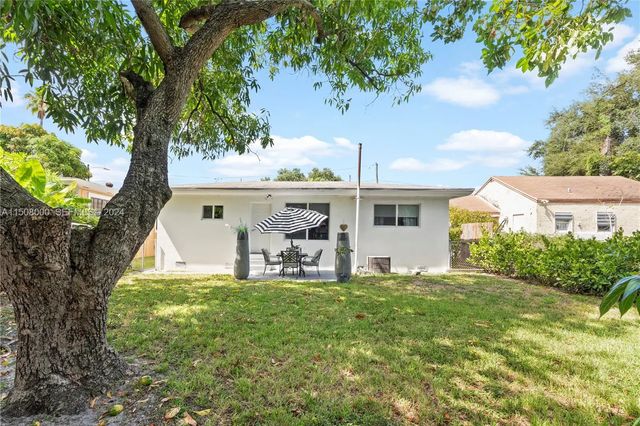 2 of 8 - 236 Nw 42nd Street, Miami, FL