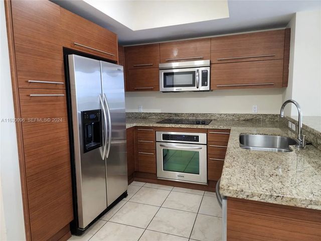 4 of 18 - 2641 N Flamingo Road #2007n, Sunrise, FL