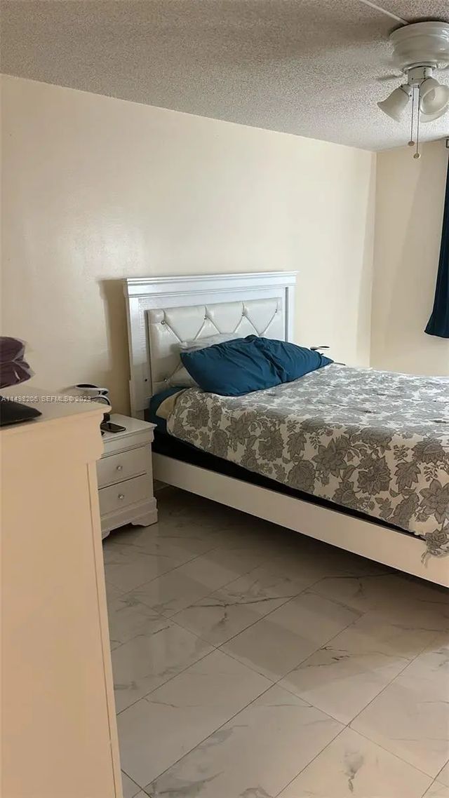 5 of 16 - 480 Executive Center Drive #4l, West Palm Beach, FL