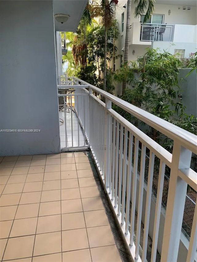 2 of 21 - 947 Lenox Avenue #204, Miami Beach, FL