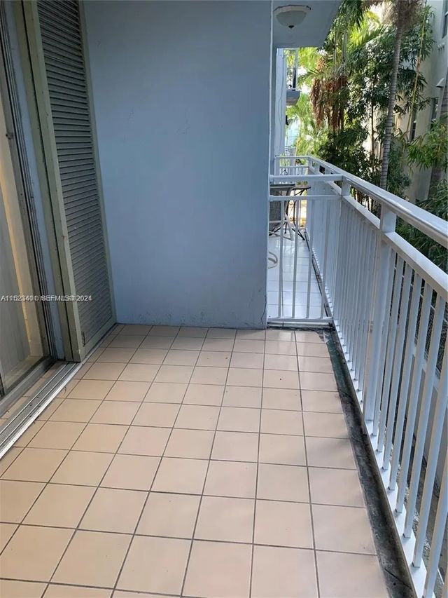 3 of 21 - 947 Lenox Avenue #204, Miami Beach, FL