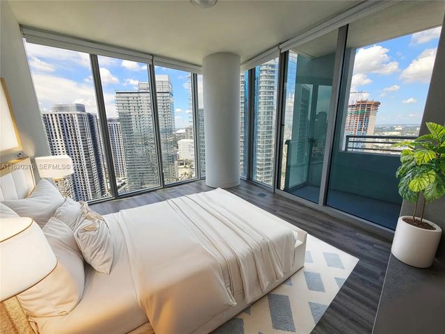 2 of 37 - 888 Biscayne Boulevard #2701, Miami, FL