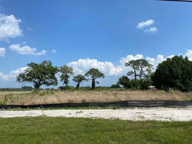 2722 S Jenkins Road, Fort Pierce