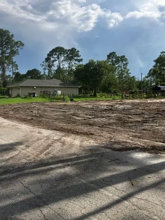 2 of 13 - 2309 Johns Avenue, Alva, FL