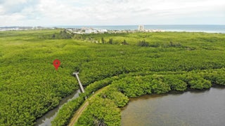 Photo of Listing #R10979996