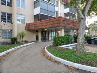 Photo of Listing #R10735002