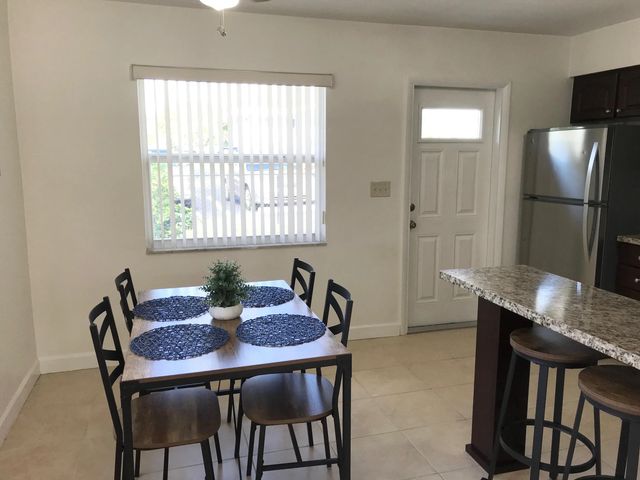 5 of 8 - 685 Glouchester Street #s, Boca Raton, FL