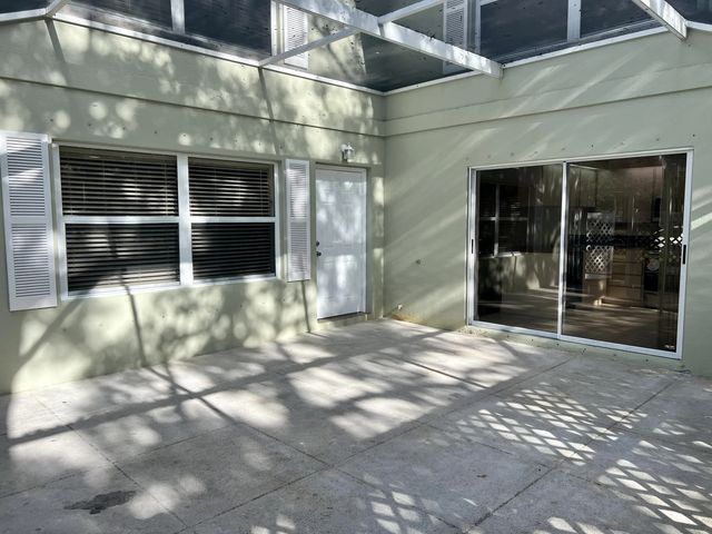 2 of 23 - 3119 Kingston Court, West Palm Beach, FL