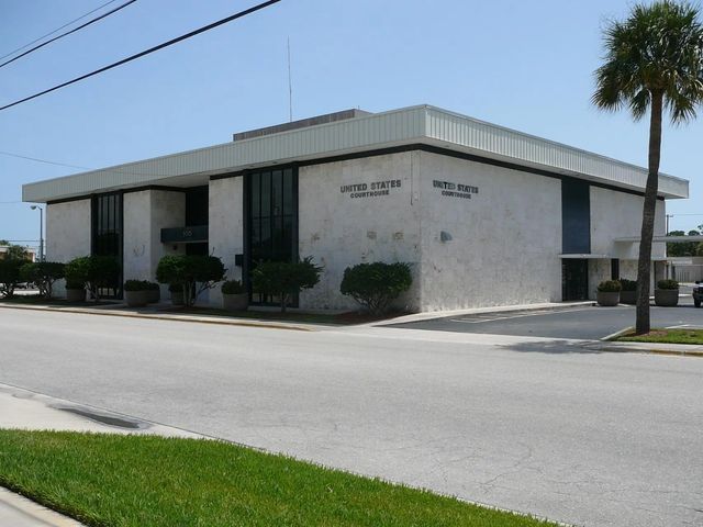 300 S 6th Street, Fort Pierce