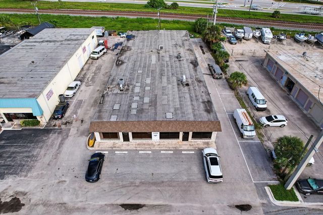 4 of 33 - 1460 S Cypress Drive #5,6,7,8,9, Jupiter, FL