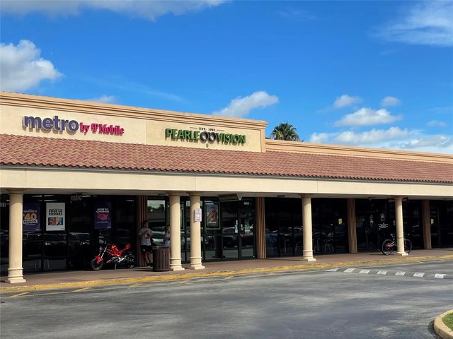 4 of 33 - 18606 Nw 67th Avenue, Hialeah, FL