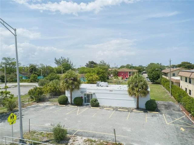 1744 Lake Worth Road, Lake Worth Beach