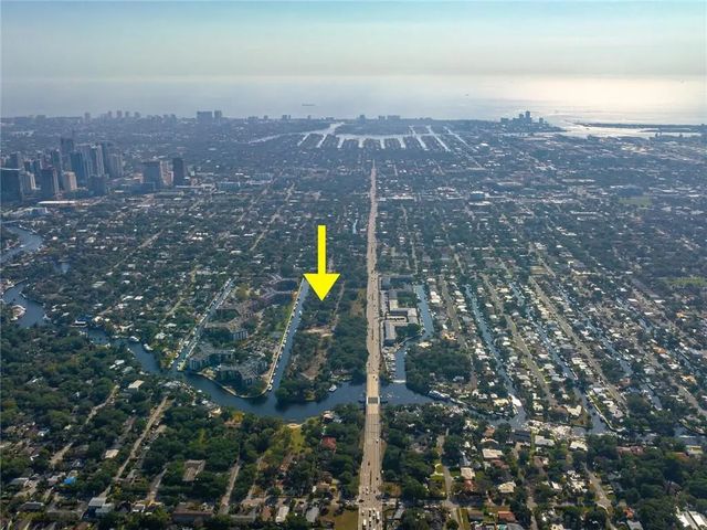 2 of 8 - 1131 Pina Del Rio, Fort Lauderdale, FL