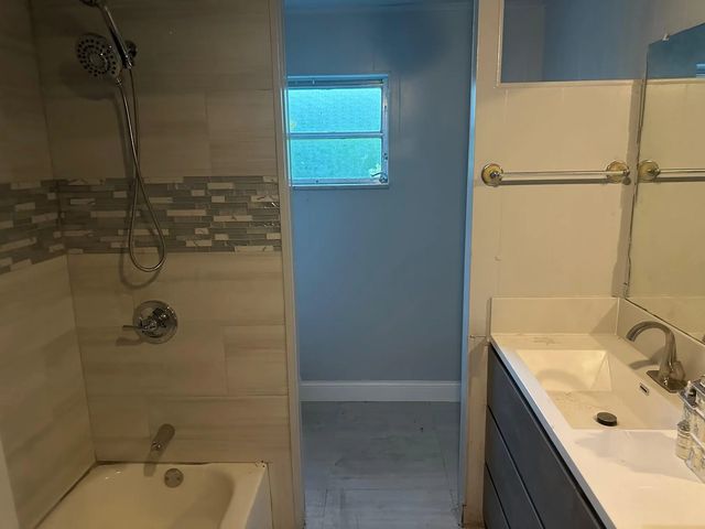 5 of 8 - N/A, Hollywood, FL