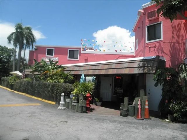 3 of 10 - 500 E Sunrise Boulevard, Fort Lauderdale, FL