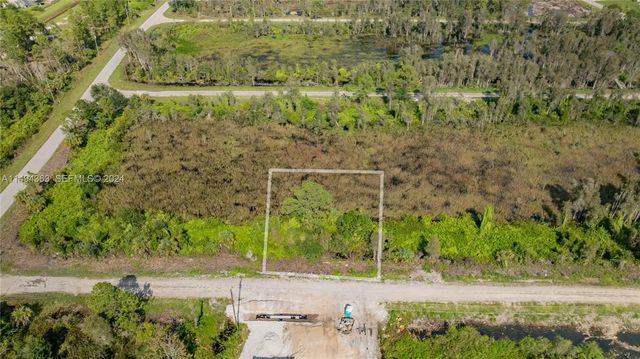 4 of 5 - 853 Belden Avenue, Lehigh Acres, FL