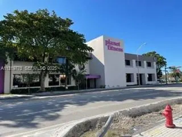 900 Ne 125th Street #out Parcel, North Miami
