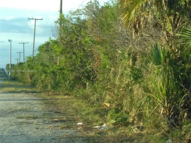 4 of 16 - 404xx Sw 157 Avenue, Homestead, FL