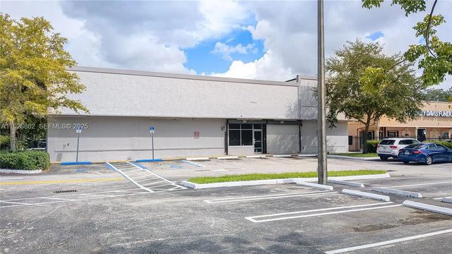 2 of 9 - 16525 Nw 27th Avenue, Miami Gardens, FL