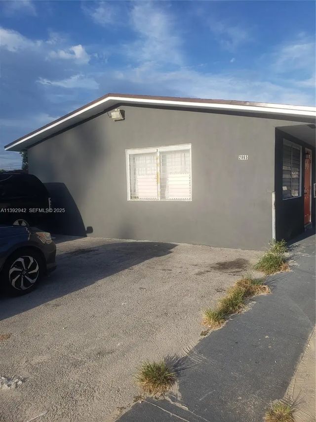 2865 Nw 22nd Avenue, Miami