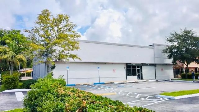 16525 Nw 27th Avenue, Miami Gardens