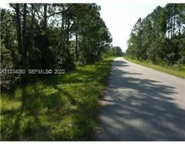 4420 Fettuccine Avenue, Sebring