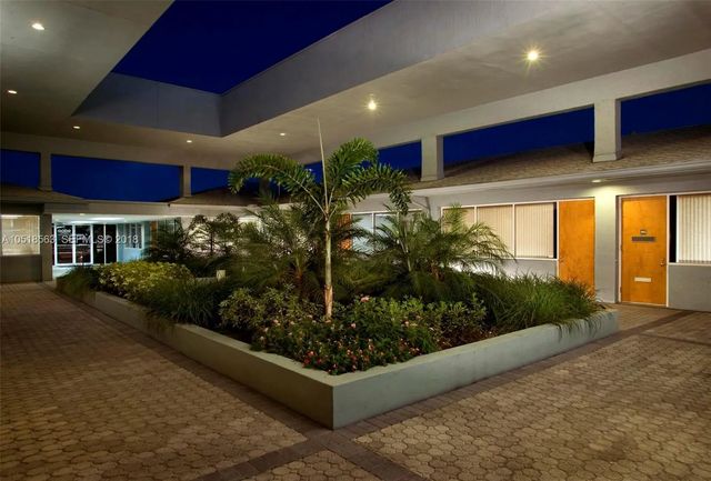 2 of 4 - N/A, Pembroke Pines, FL
