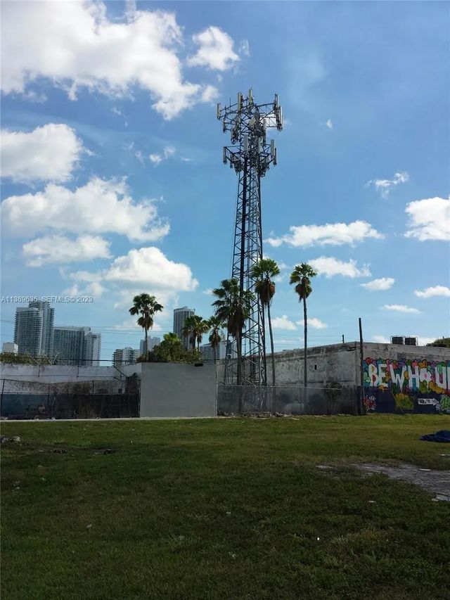 4 of 8 - 60 Nw 20th Street, Miami, FL