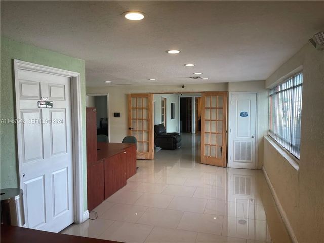 5 of 7 - 9800 Nw 27th Avenue, Miami, FL