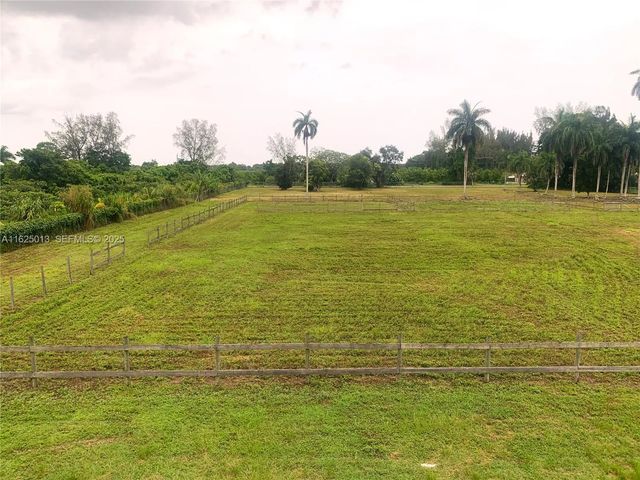 2 of 38 - 22750 Sw 154th Avenue, Miami, FL
