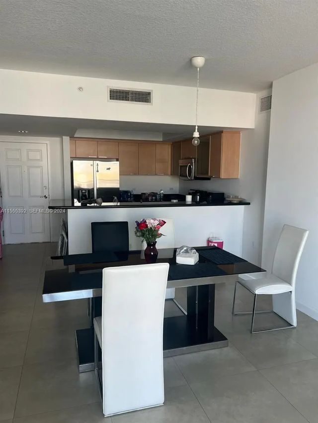 5 of 13 - 140 S Dixie Highway #521, Hollywood, FL
