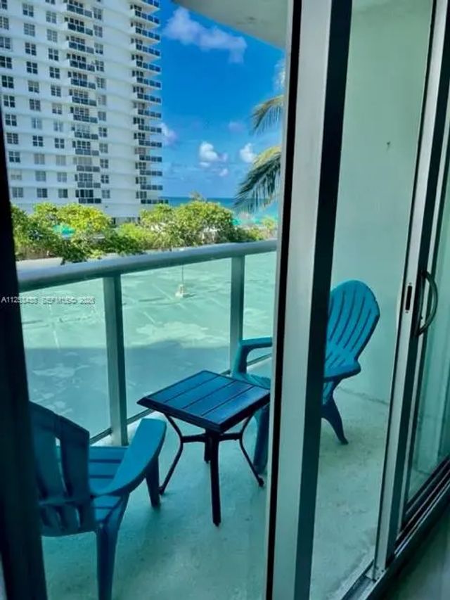 2 of 29 - 3801 S Ocean Drive #3c, Hollywood, FL