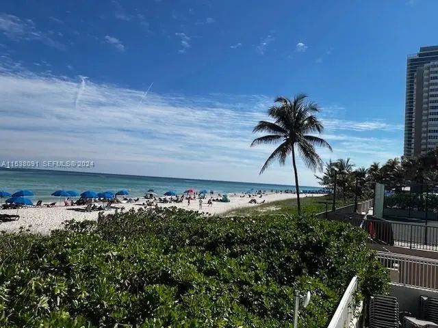 1904 S Ocean Drive #205, Hallandale Beach