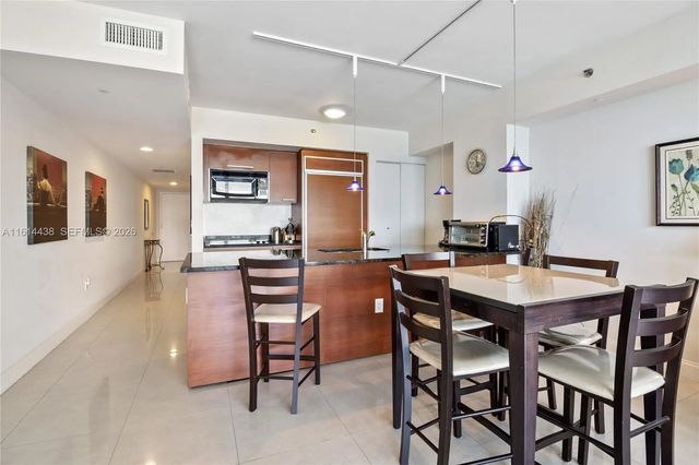 5 of 56 - 1830 S Ocean Drive #4409, Hallandale Beach, FL