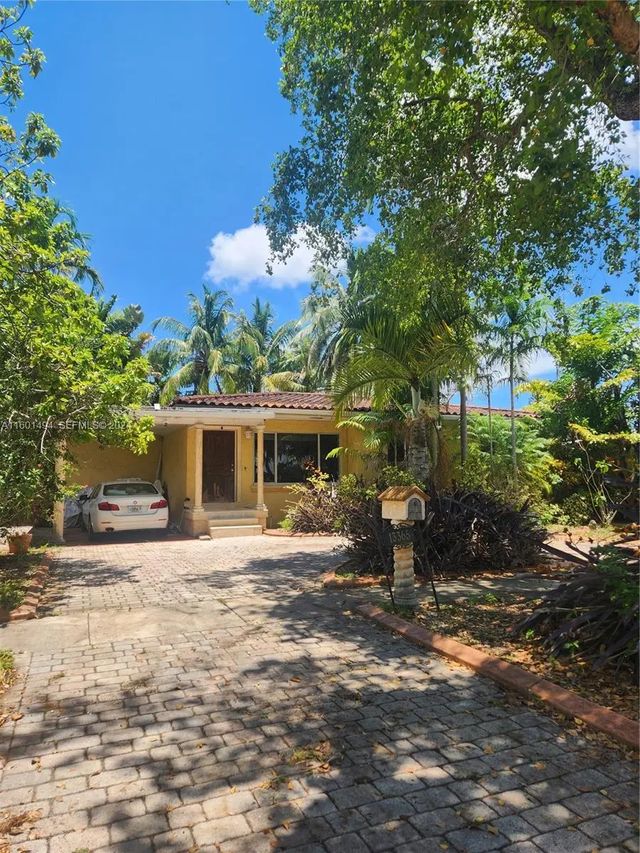 13365 Nw 12th Avenue, North Miami