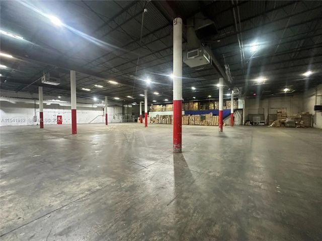 4 of 7 - 13449 Nw 42nd Avenue, Opa-Locka, FL