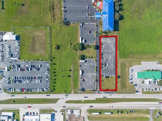 4 of 11 - 201 S Parrott, Okeechobee, FL