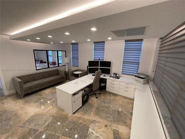 3 of 6 - 3800 S Ocean Drive #212, Hollywood, FL