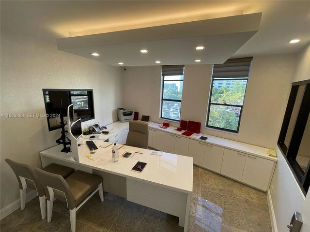 5 of 6 - 3800 S Ocean Drive #212, Hollywood, FL