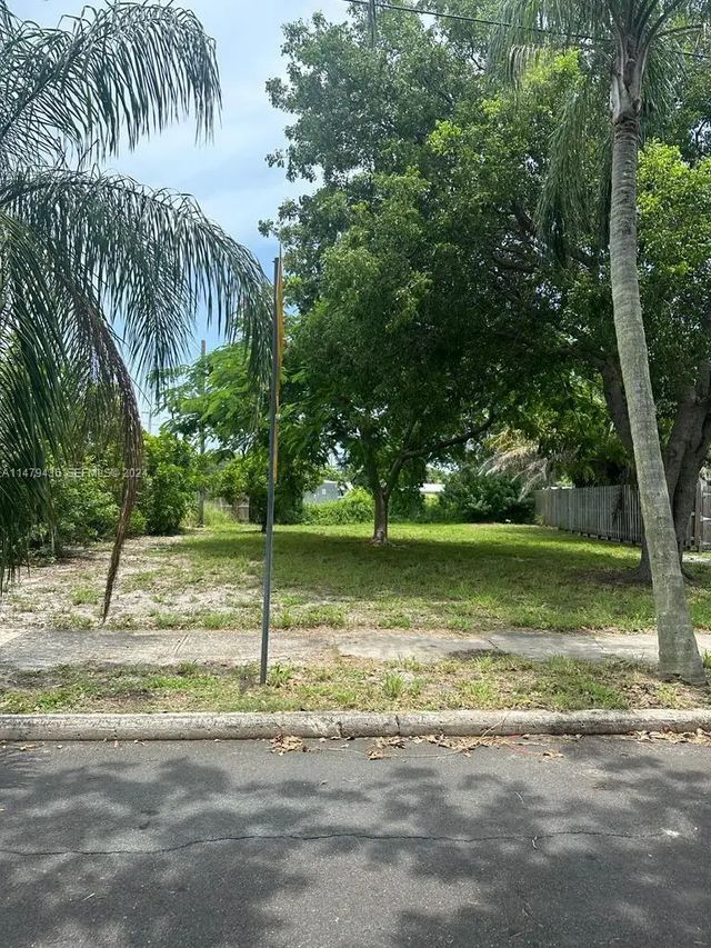 3014 Greenwood Avenue, West Palm Beach