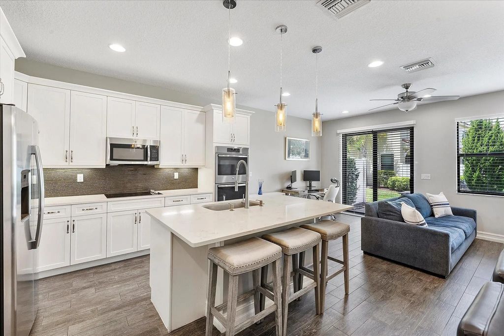 10219 Akenside Drive #10219, Boca Raton