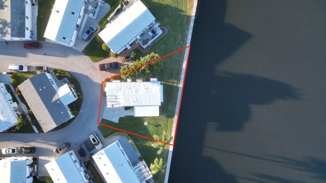 2 of 30 - 215 S Heron Drive #o, Briny Breezes, FL