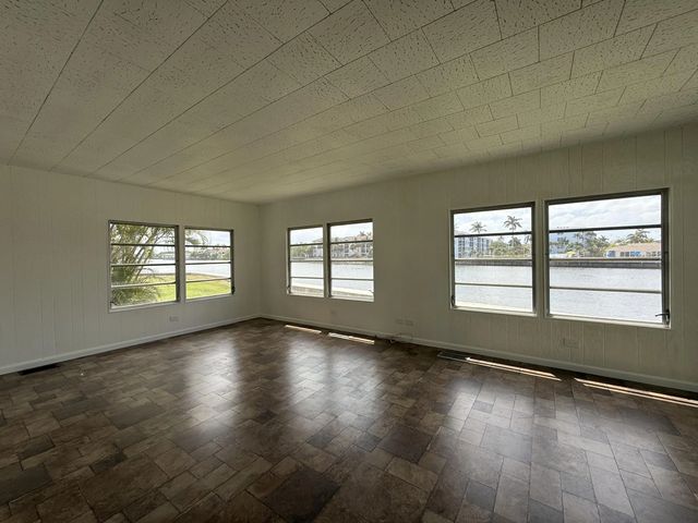 4 of 30 - 215 S Heron Drive #o, Briny Breezes, FL
