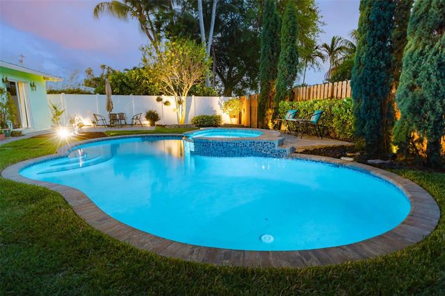 4 of 45 - 1924 Ne 18th Street, Fort Lauderdale, FL