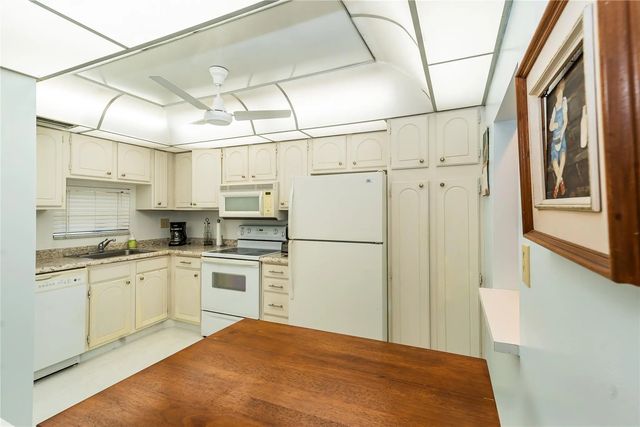 4 of 56 - 9611 N Hollybrook Lake Drive #107, Pembroke Pines, FL