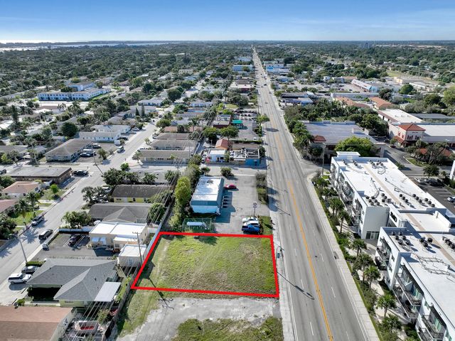 5 of 10 - 1616 N Dixie Highway, Lake Worth Beach, FL