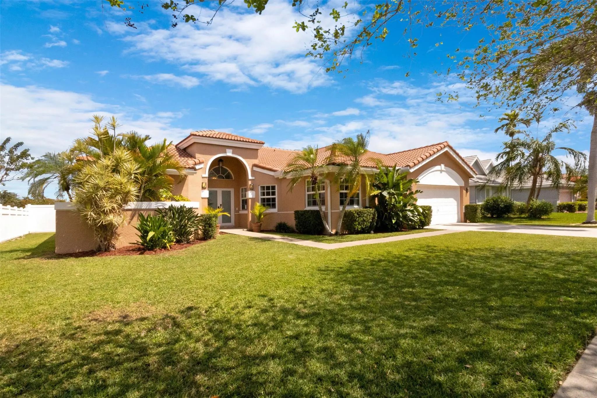 9681 Nw 39th Court, Cooper City